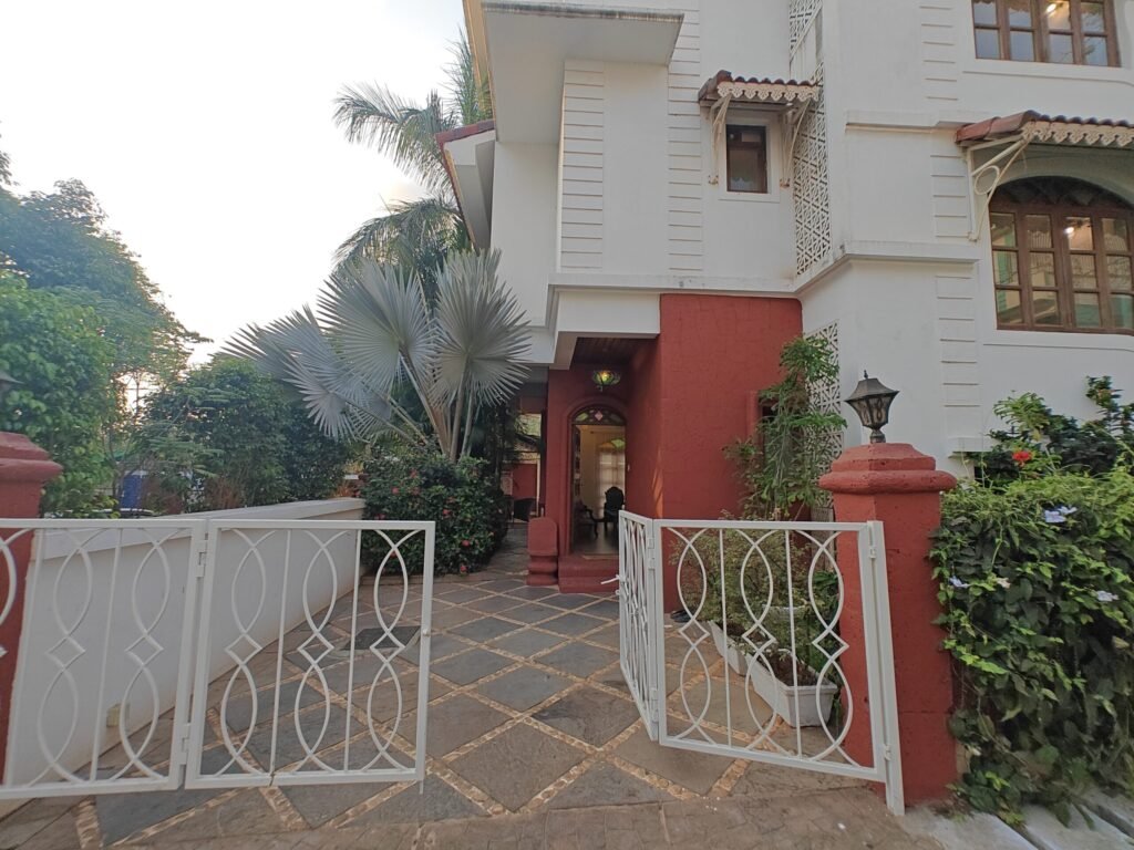 3 BHK Private Pool Villa Near Candolim
