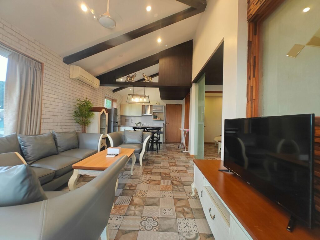 8 bhk Private Pool in Sangolda (84)